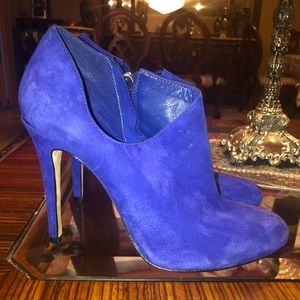 Saks Fifth Avenue Blue Suede Bootie Heels: Size 7M